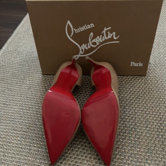 Beautiful like new Christian Louboutin - Picture 2 of 3
